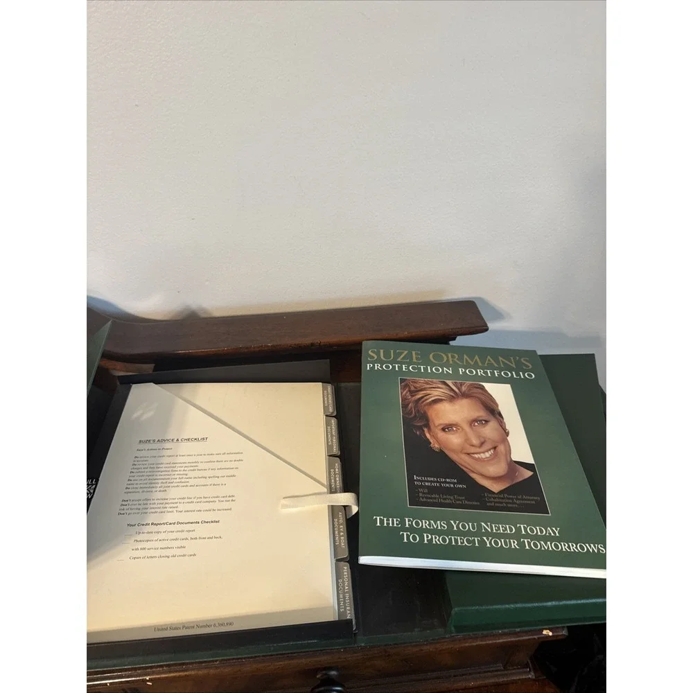 Suze Orman's 2002 Blue Case Protection Portfolio Book, Cd, Folders -  Complete
